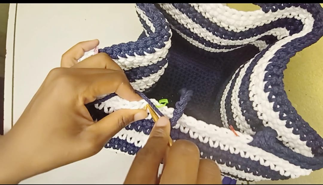 Crochet Japanese knot bag free pattern 