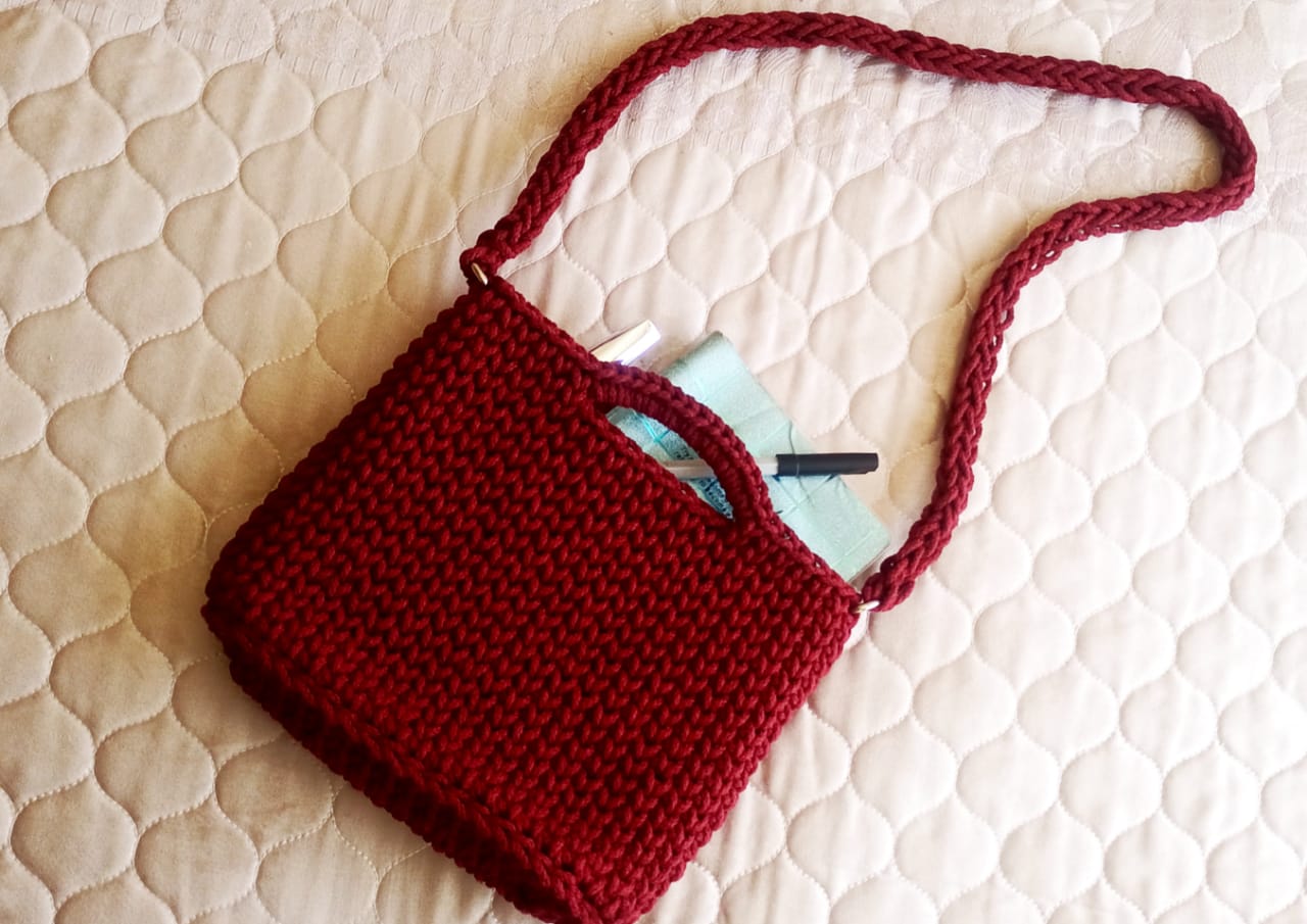 Buy Crocheted Bucket Bag Pattern, Crochet Purse Pattern, Easy Purse Pattern,  Bamboo Handles Crocheted Tote, Easy Purse Pattern Online in India - Etsy