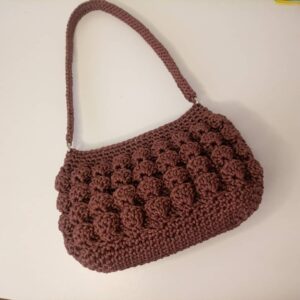 Trendy crochet purse pattern